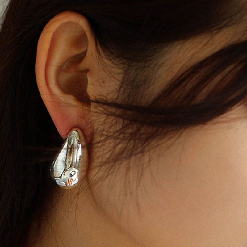 Eye Catching Oversized Water Drop Half Hoop Polished Dome Earrings