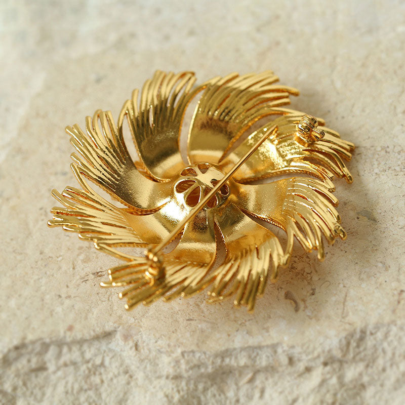 NEW AGE MAGIC Luxurious 18K Gold Plated Textured Fireworks Brooch